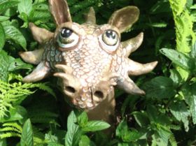 goldener Drachenkopf.jpg